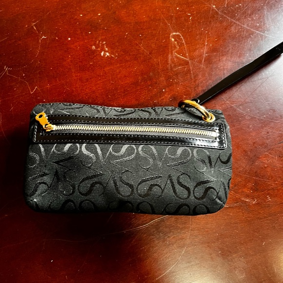 Simply Vera by VERA WANG Black Fabric Signature Clutch Wristlet Evening Bag - Picture 6 of 7